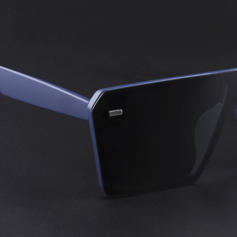 illume | Blue And Black Wayfarer Polarized Sunglasses - PMG3971