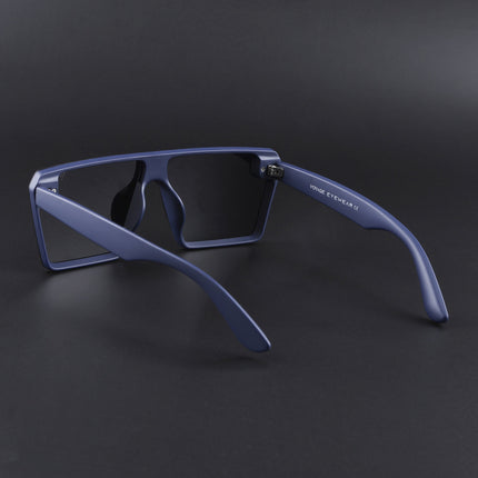 illume | Blue And Black Wayfarer Polarized Sunglasses - PMG3971