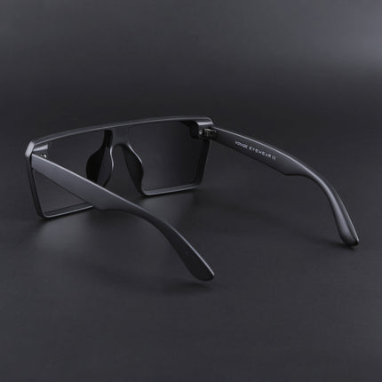 illume | Matte Black Wayfarer Polarized Sunglasses - PMG3972