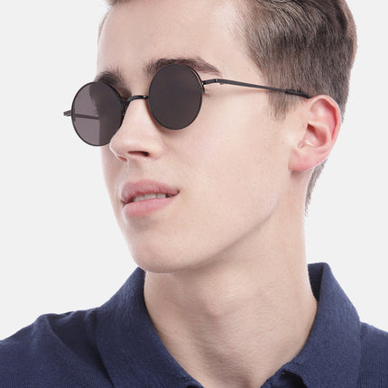 Quasar | Black Round Sunglasses MG3508