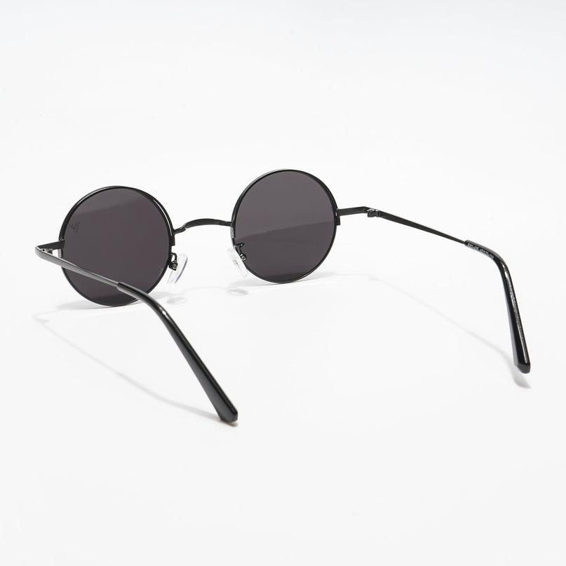 Quasar | Black Round Sunglasses MG3508
