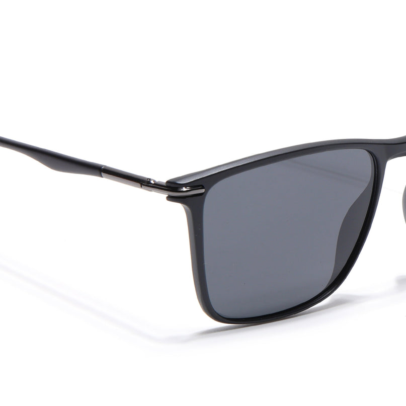 Voxe | Matt Black Wayfarer Polarized Sunglasses - PMG4300