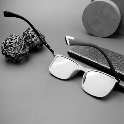Wayfarer Polarized Sunglasses (Black Lens | Matt Black Frame - PMG5041)