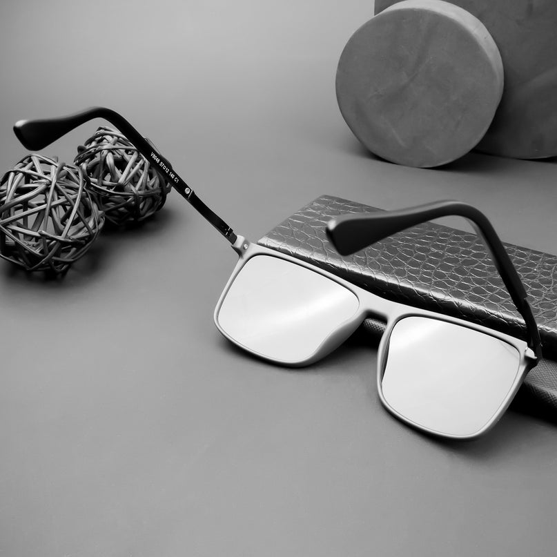 Wayfarer Polarized Sunglasses (Black Lens | Matt Black Frame - PMG5045)